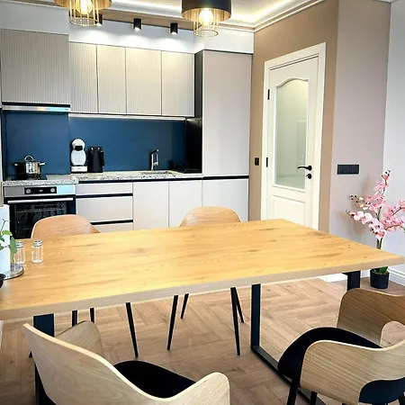 вхти Park - Premium Μπουργκάς